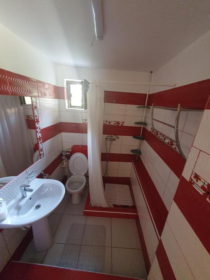 Pensiunea Novac Durau Luaran gambar